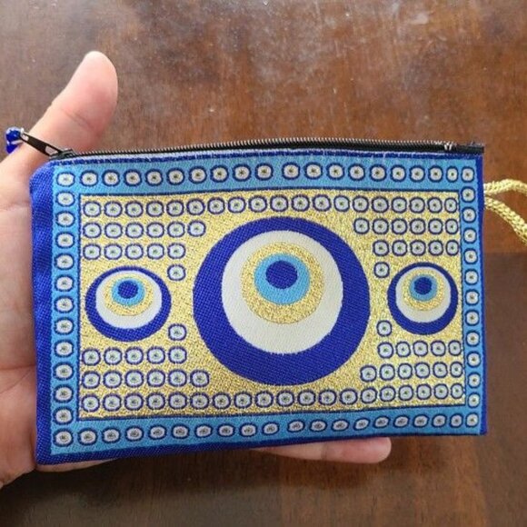 Evil Eye Pouch - Picture 9 of 10